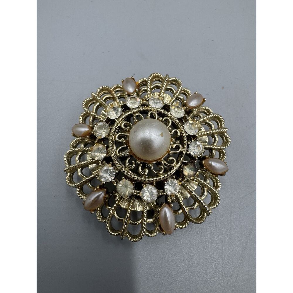 Vintage Coro G Signed Faux Pearl Rhinestone Gold Colored Domed‎ Brooch